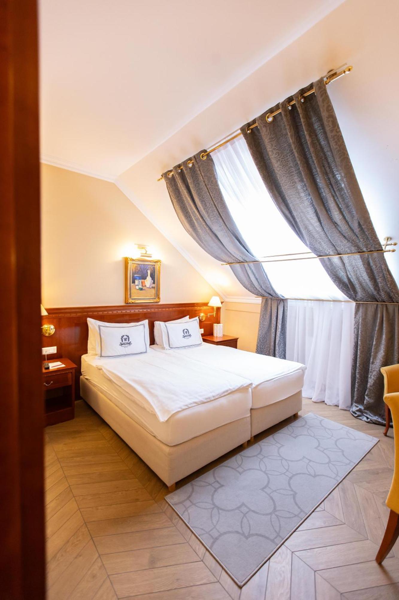 Hotel Waldinger Osijek Exteriér fotografie