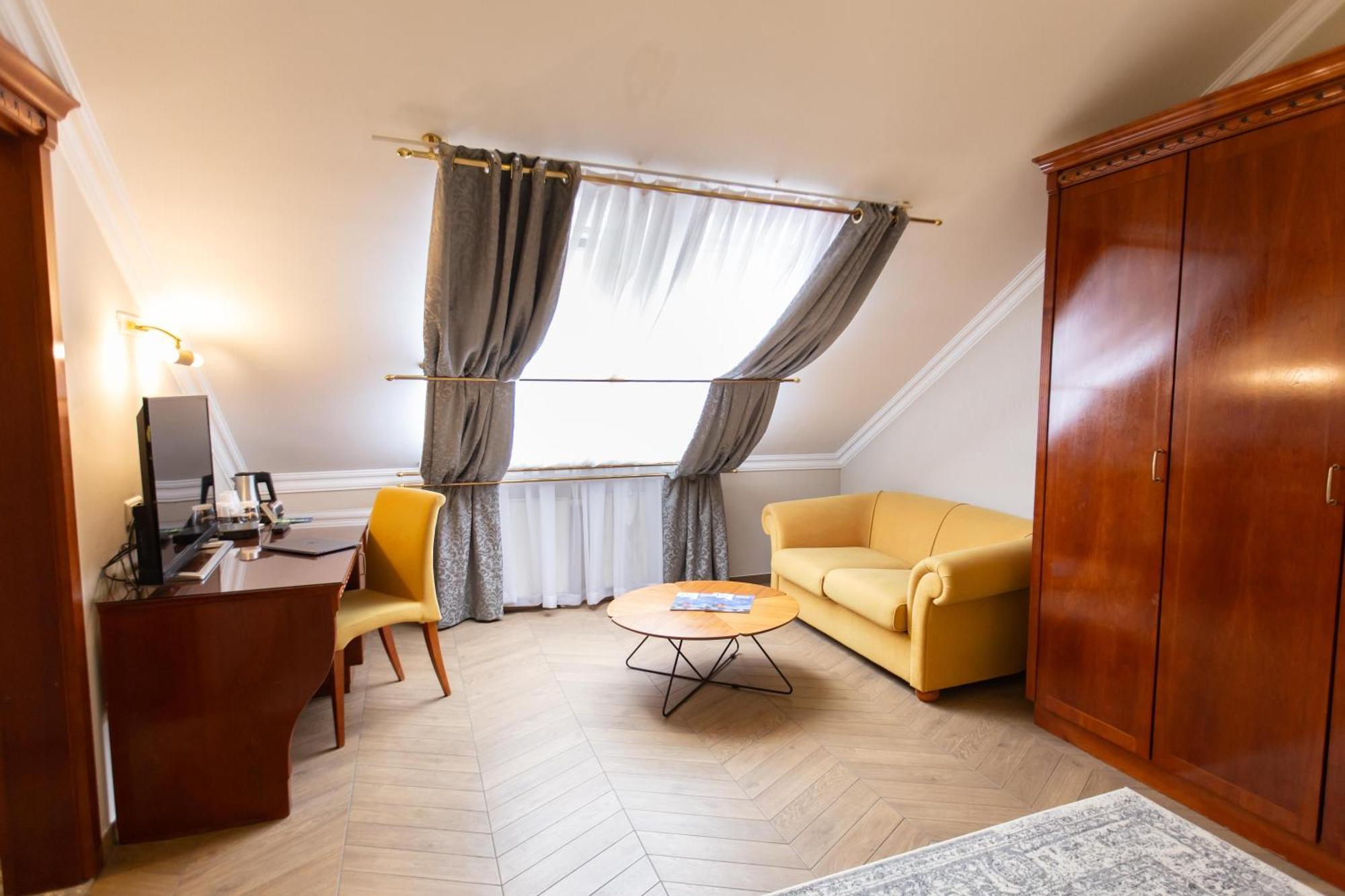 Hotel Waldinger Osijek Exteriér fotografie